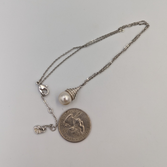 Beautiful SWAROVSKI Perpetual Drop Necklace 1106453 - Picture 4 of 9